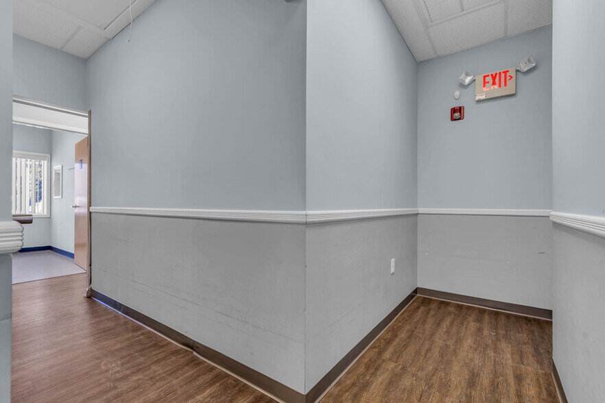 More Photos Of 508 Lakehurst Rd, Toms River Medical For Sale