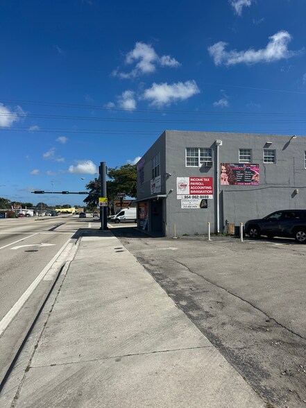More Photos Of 6400-6402 Pembroke Rd, Miramar General Retail For Sale