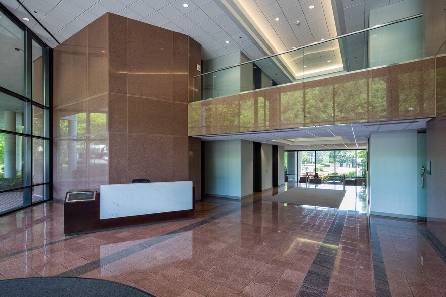 More Photos Of 1600 Parkwood Cir SE, Atlanta Loft Creative Space For Lease