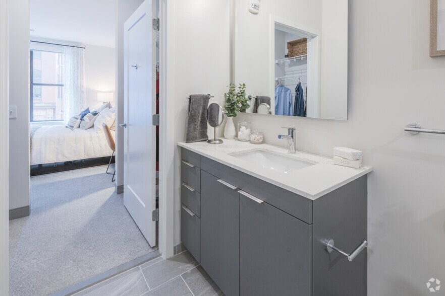 More Photos Of 125 Clifford St, Providence Apartments For Lease