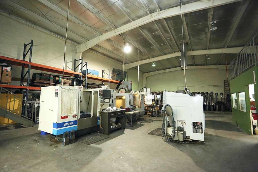 More Photos Of 4023 W Oquendo Rd, Las Vegas Warehouse For Sale