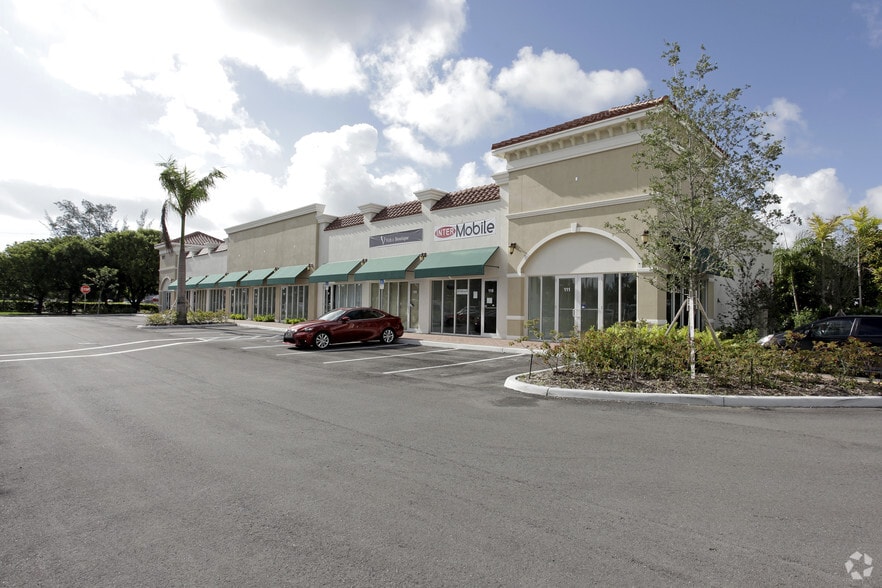 More Photos Of 1011-1021 W Hallandale Beach Blvd, Hallandale Unknown For Lease