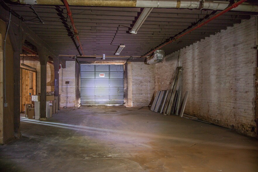 More Photos Of 115 W Clark St, Quincy Warehouse For Sale