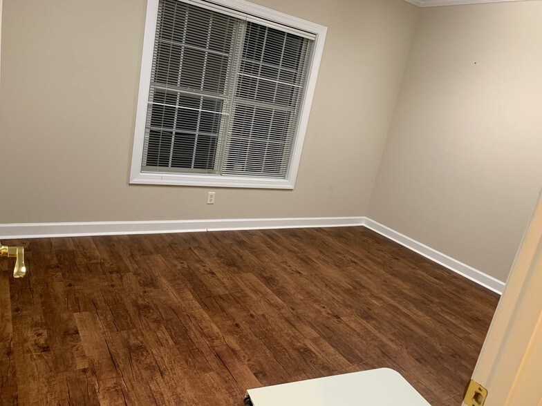 More Photos Of 6030 Bethelview Rd, Cumming Medical For Lease