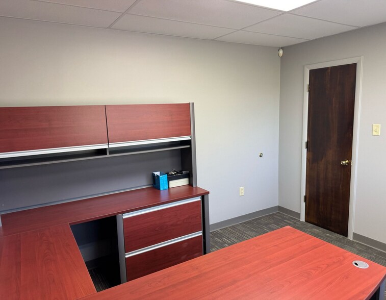 More Photos Of 2501 E President St, Savannah Food Processing For Lease
