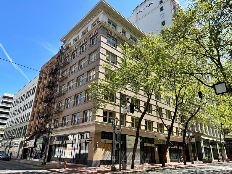 More Photos Of 500-510 SW 5th Ave, Portland Loft Creative Space For Lease