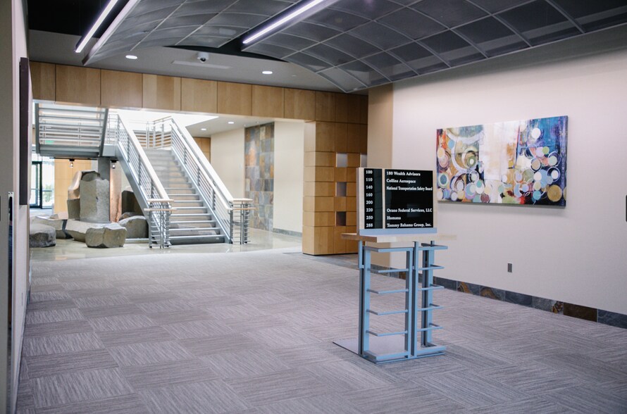 More Photos Of 32125 32nd Ave S, Federal Way Office For Sale