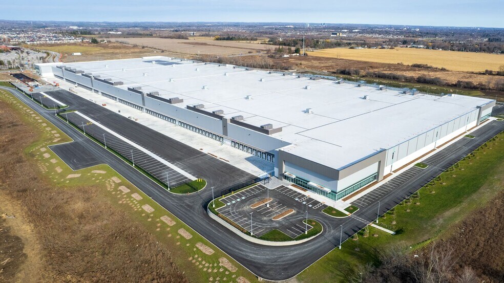 More Photos Of 537 E Kingston Rd, Ajax Distribution For Lease