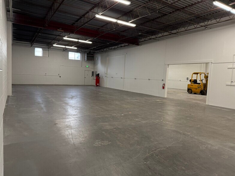 More Photos Of 1972-1980 W Iliff Ave, Englewood Industrial For Lease