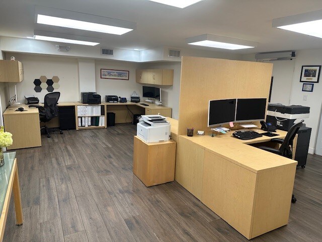 More Photos Of 16115 SW 117th Ave, Miami Showroom For Sale