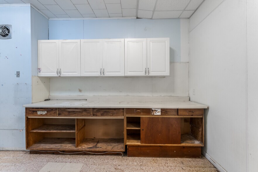 More Photos Of 600 Kennedy Blvd, Union City Apartments For Lease