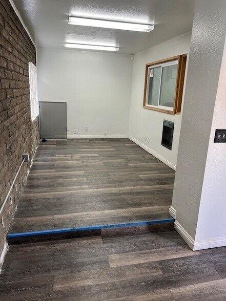 More Photos Of 3739-3741 Robertson Blvd, Culver City Service For Sale