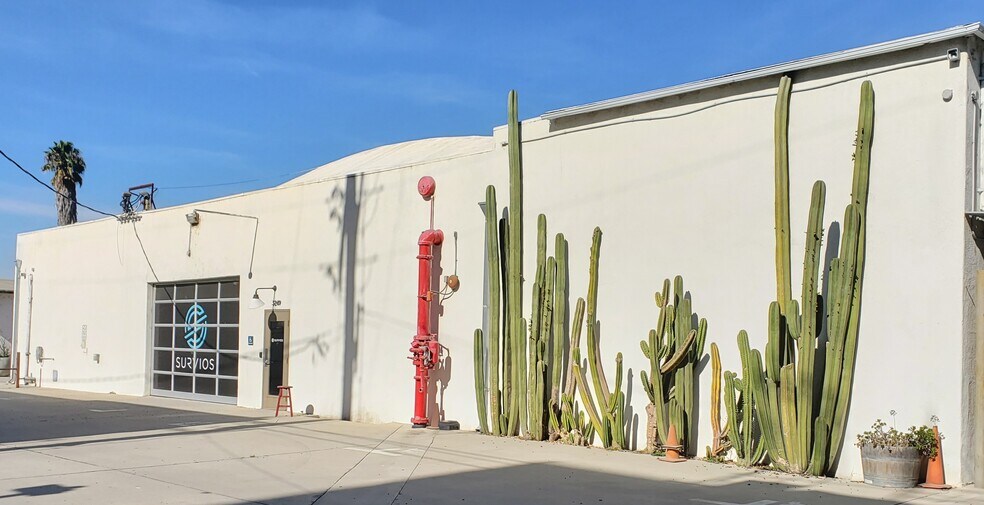 More Photos Of 3249 S La Cienega Blvd, Culver City Unknown For Lease