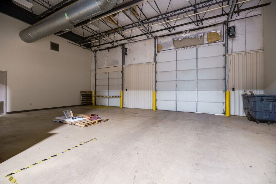 More Photos Of 8261 State Route 235, Dayton Light Manufacturing For Sale