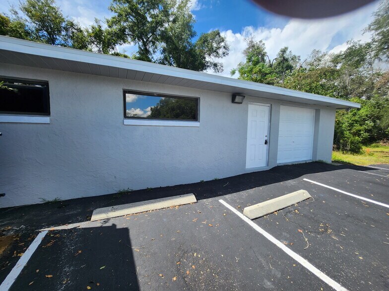 Primary Photo Of 1740 NE 23rd Ter, Ocala Warehouse For Lease