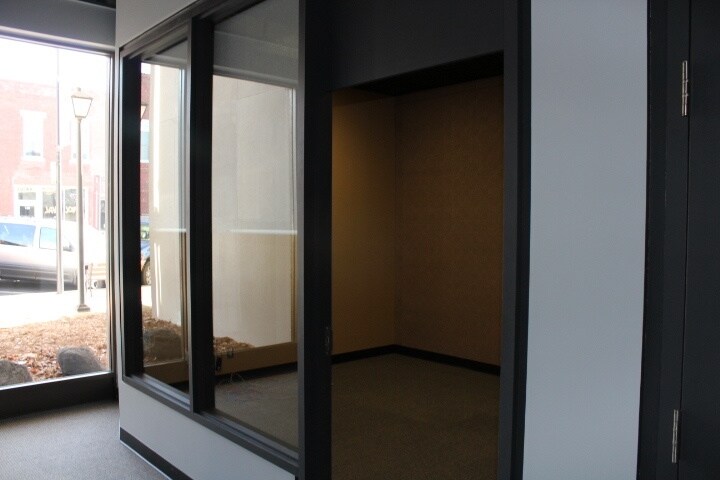 More Photos Of 121 N Chestnut St, Seymour Medical For Sale