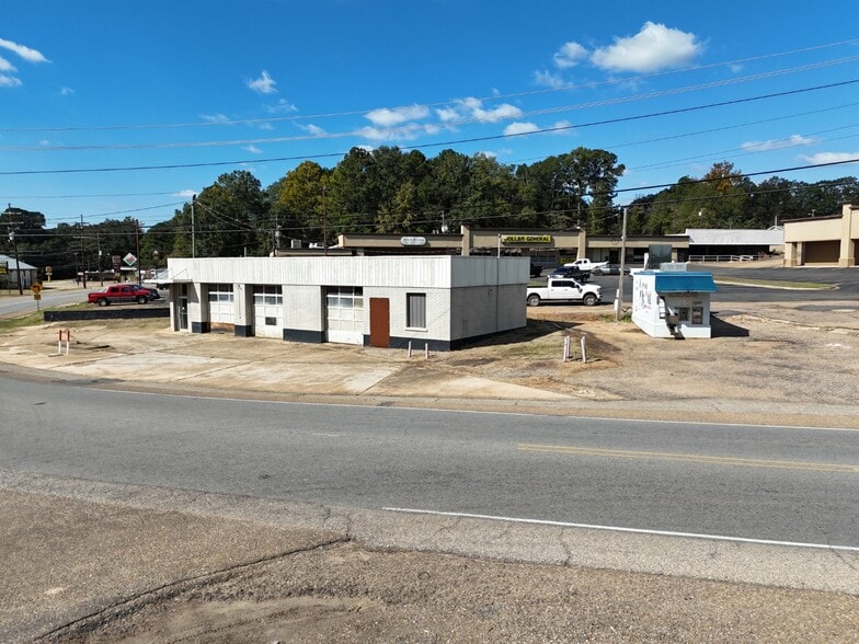 More Photos Of 101 W Main St, Homer General Retail For Sale