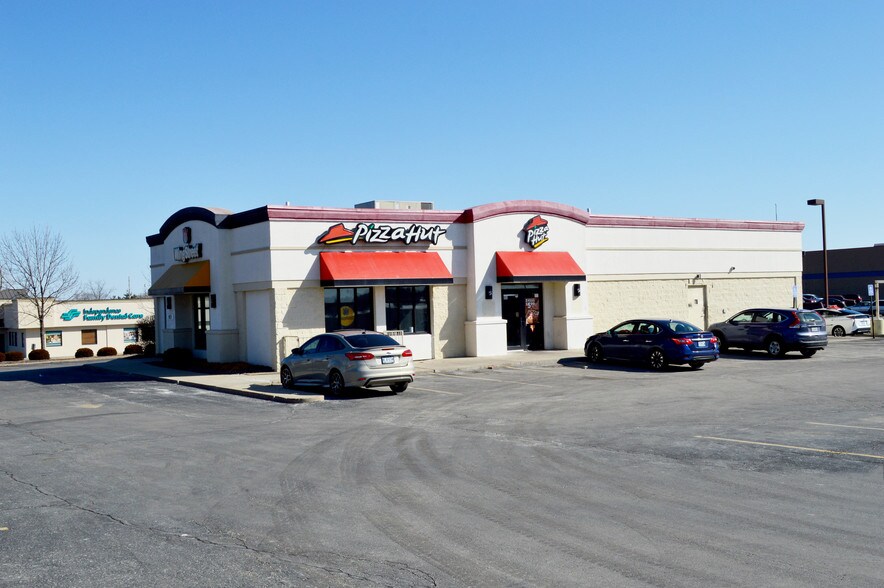 More Photos Of 14121-14221 E Us Highway 40, Kansas City Unknown For Lease