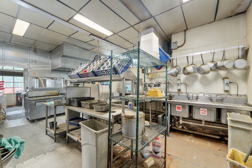 More Photos Of 14960 Main St, Alachua Restaurant For Lease