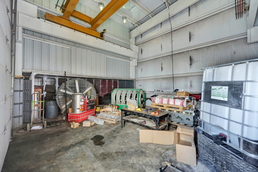 More Photos Of 2010/2015 44th St, Odessa Industrial For Sale