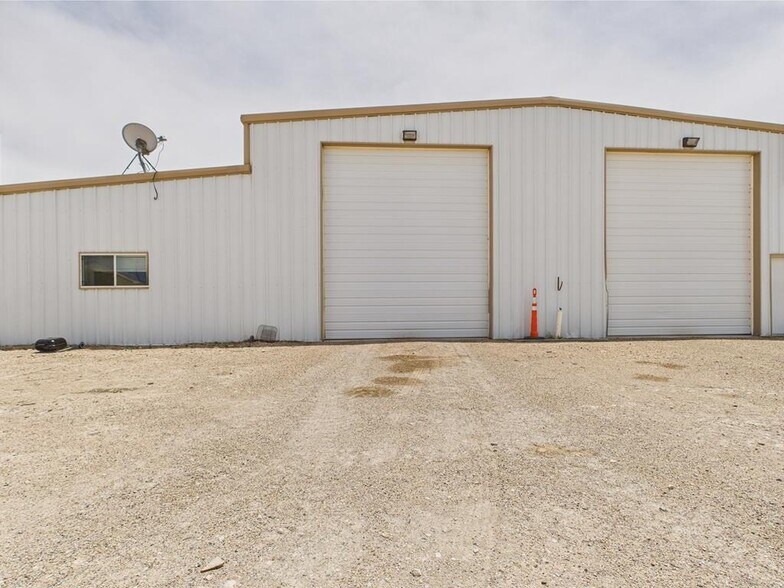 Primary Photo Of TBD County Road 160, Barstow Warehouse For Sale
