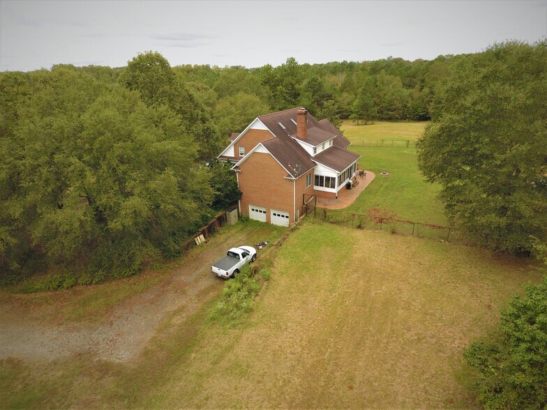 More Photos Of 350 Robin Lake Rd, Duncan Land For Sale