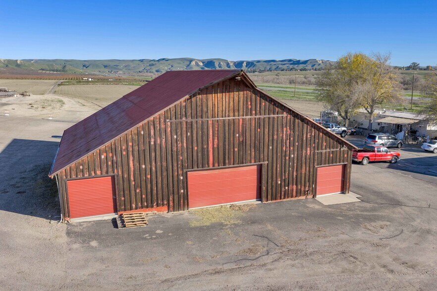 More Photos Of 1990 46, Shandon Land For Sale