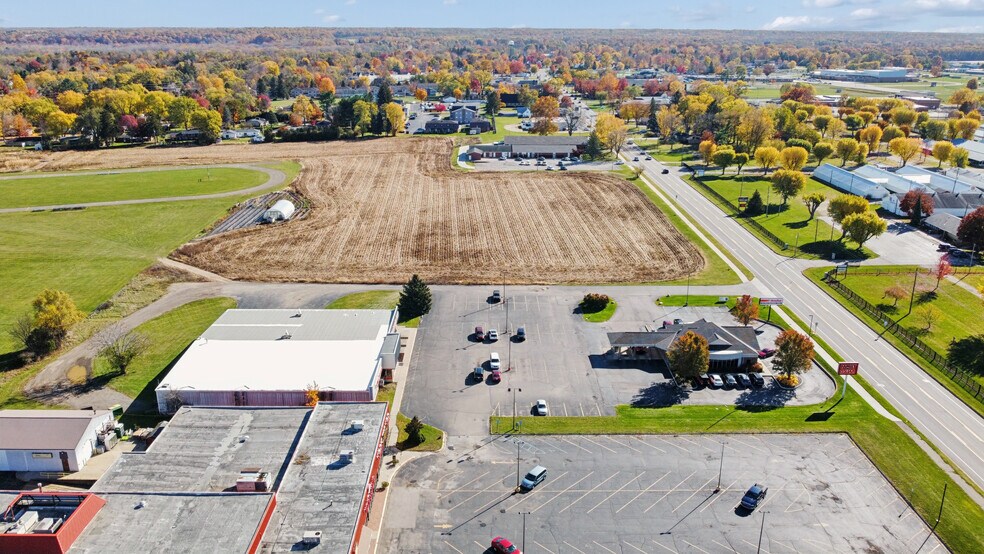 More Photos Of 9091-9099 Old Us Highway 31, Berrien Springs Freestanding For Sale