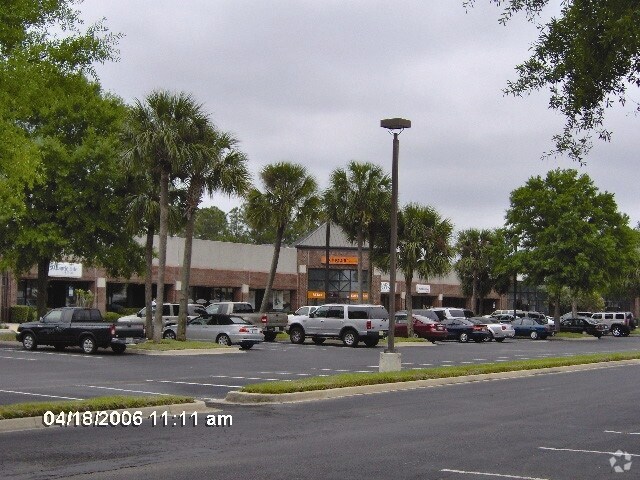 More Photos Of 8081 Philips Hwy, Jacksonville General Retail For Lease