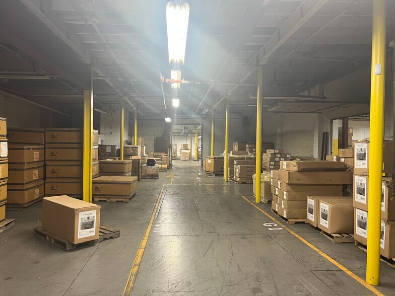 More Photos Of 1210 Sweitzer Ave, Akron Warehouse For Lease