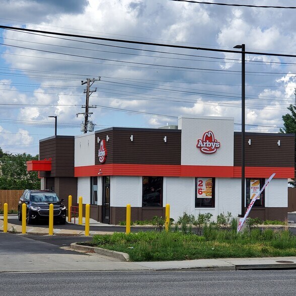 More Photos Of 1972 West St, Annapolis Fast Food For Sale
