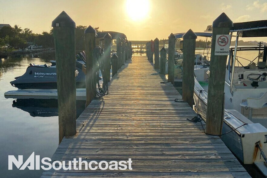 More Photos Of 59073 Overseas Hwy, Marathon Marina For Sale