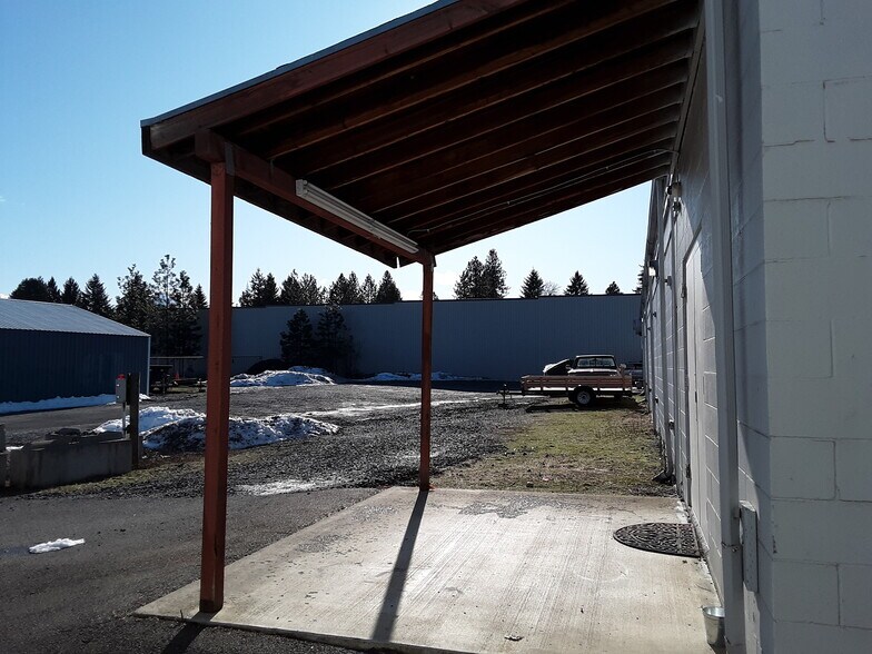 More Photos Of 3210 N Government Way, Coeur d'Alene Freestanding For Lease