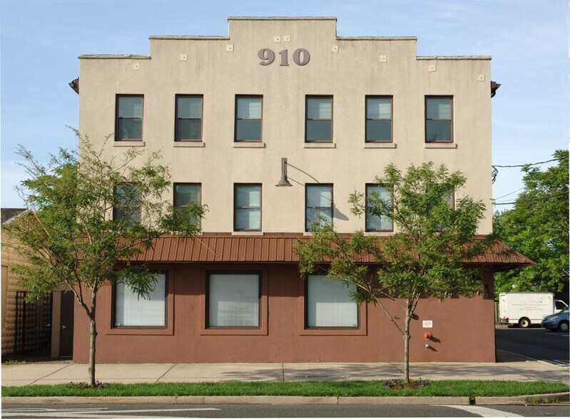Primary Photo Of 910 4th Ave, Asbury Park Flex For Lease