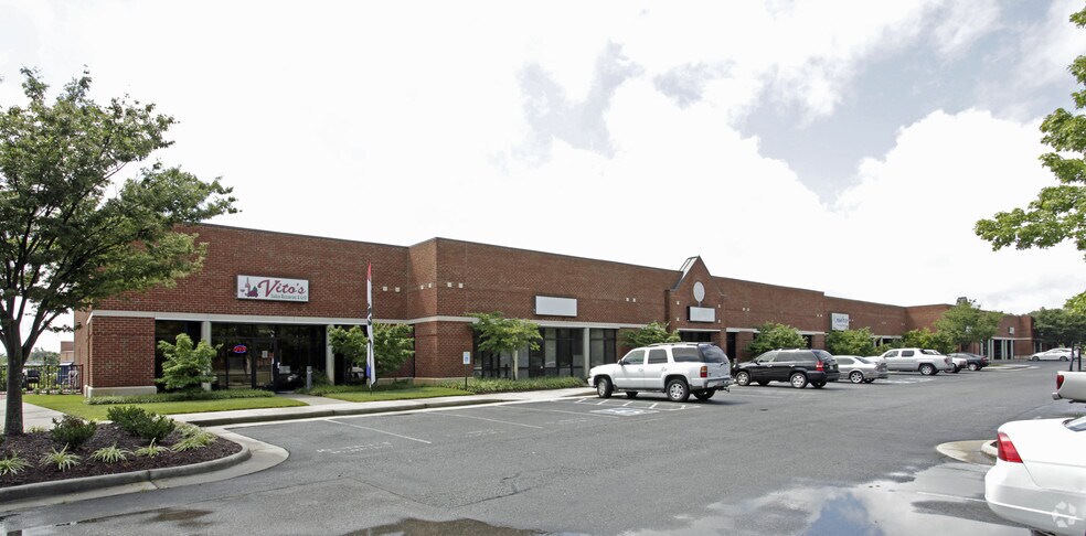 More Photos Of 9555 Kings Charter Dr, Ashland Showroom For Lease