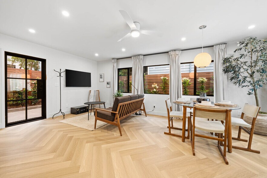 More Photos Of 7372 Fay Ave, La Jolla Multifamily For Sale