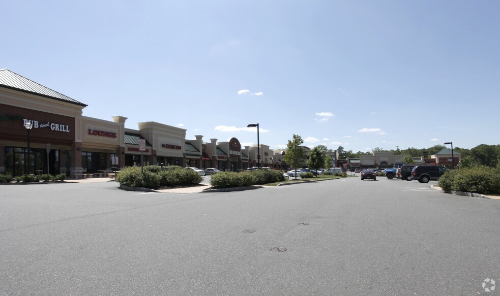 More Photos Of 21-27 S Hope Chapel Rd, Jackson Unknown For Lease