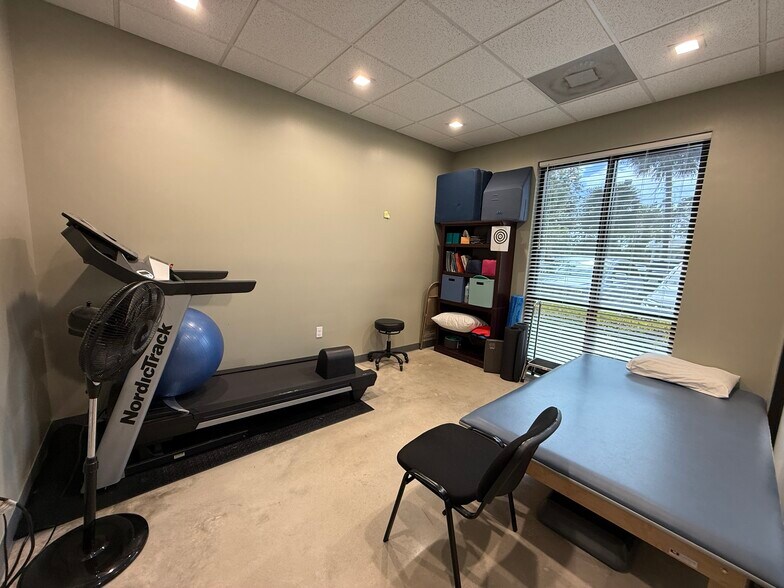 More Photos Of 725 W Granada Blvd, Ormond Beach Medical For Sale