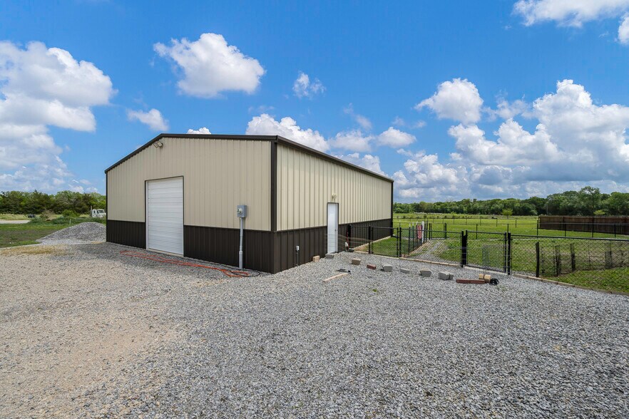 More Photos Of 667 County Road 4935, Trenton Industrial For Sale