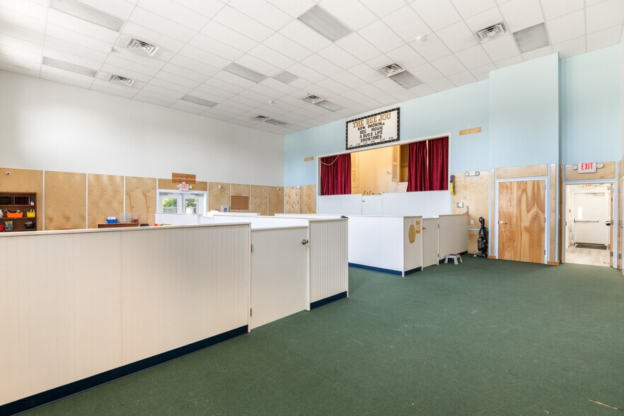 More Photos Of 1224 Old Cherokee Rd, Lexington Daycare Center For Sale