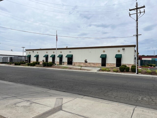 Primary Photo Of 439 W 15th St, Merced Office For Sale