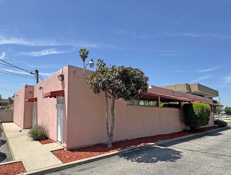 More Photos Of 1904 N Orange Grove Ave, Pomona Medical For Sale