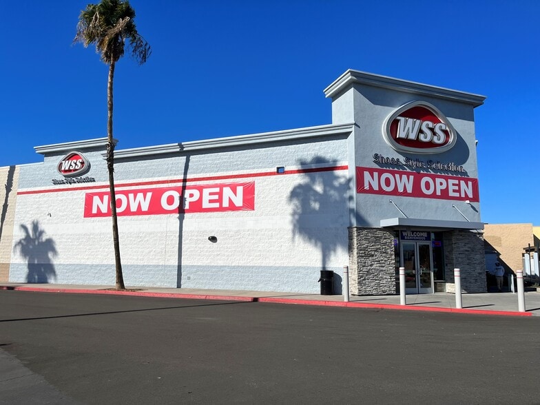 More Photos Of 2560 N Perris Blvd, Perris Unknown For Lease