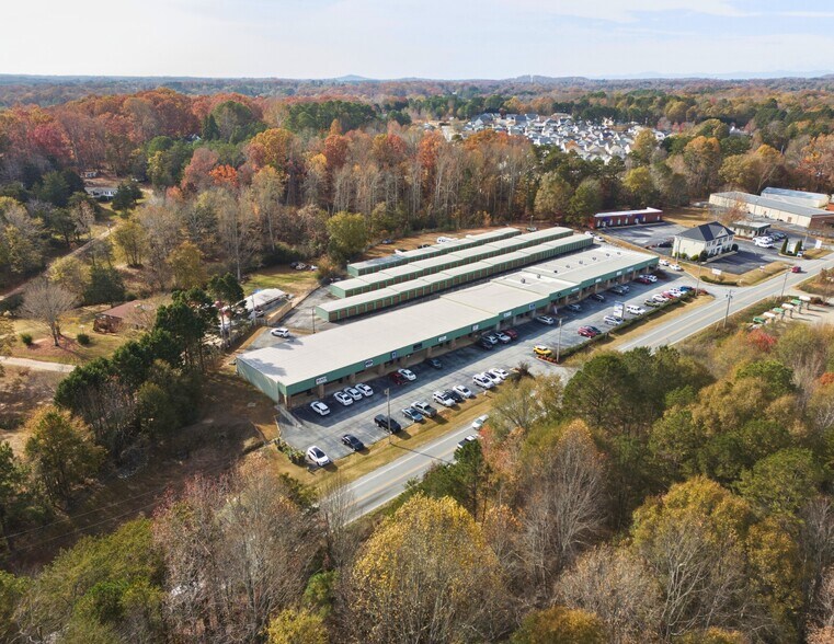 More Photos Of 838 Powdersville Rd, Easley General Retail For Lease