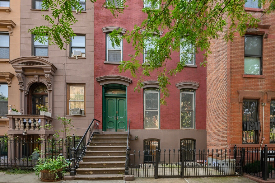 More Photos Of 308 Pleasant Ave, New York Apartments For Sale