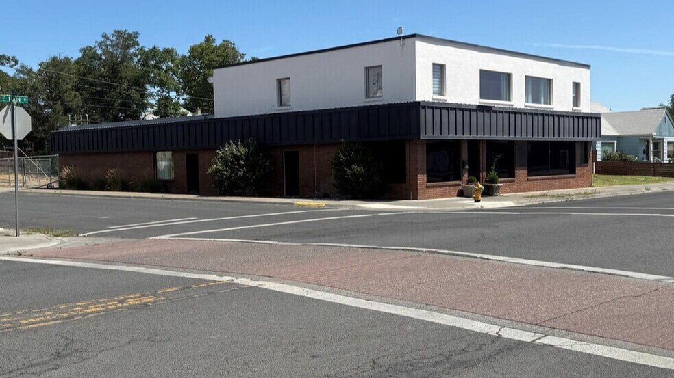 Primary Photo Of 505 E Main St, Hermiston Office For Lease