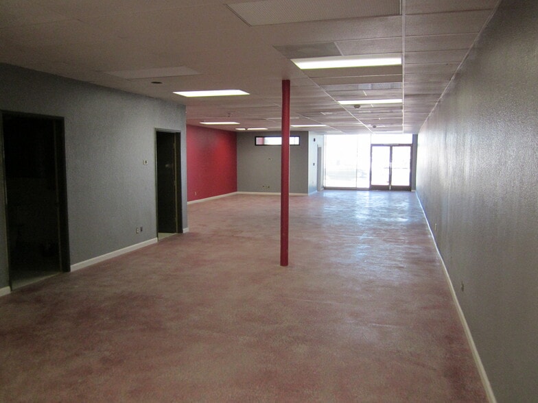 More Photos Of 73965 Highway 111, Palm Desert Storefront Retail Office For Sale