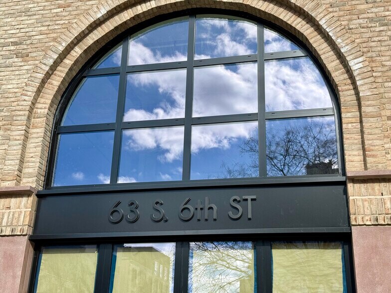 More Photos Of 57 S 6th St, Brooklyn Apartments For Lease