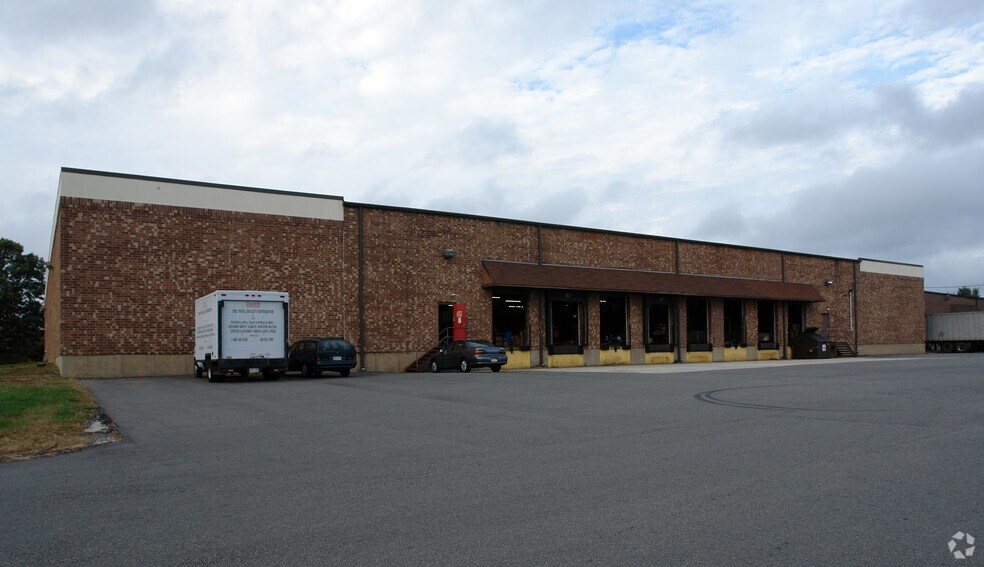 More Photos Of 1571 Grandview Ave, West Deptford Distribution For Lease