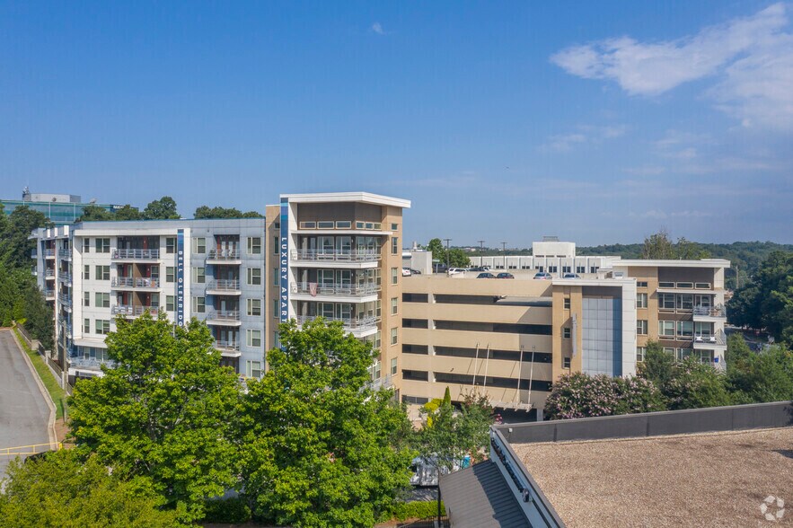 More Photos Of 111 Glenridge Point Pky NE, Sandy Springs Apartments For Lease